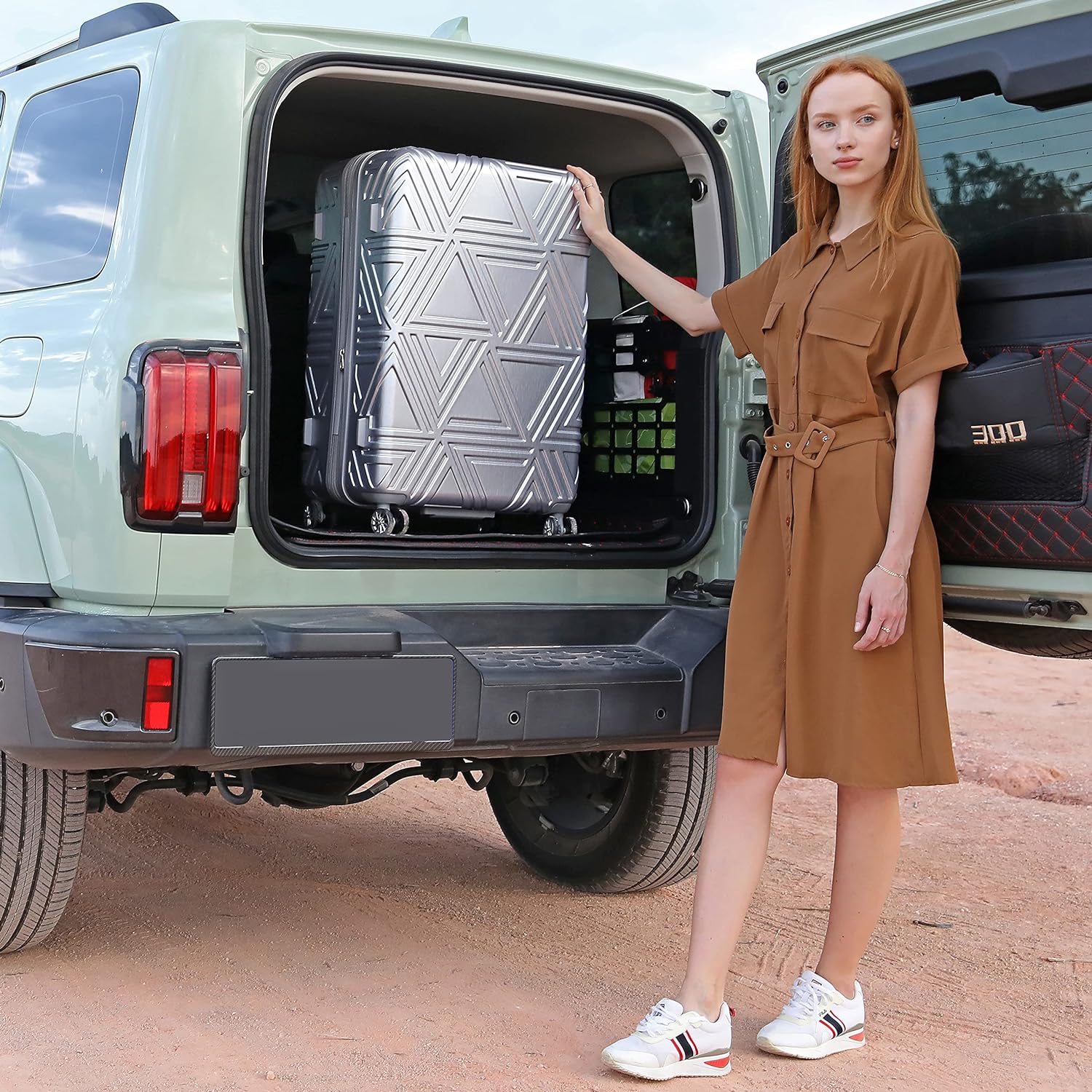 Badgley Mischka ABS Luggage 4 Wheels - Silver - PICK UP ONLY - Dollars and Sense