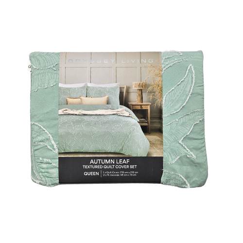Queen Bed Quilt Set - Leaf Print